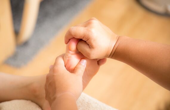 慢性的な痛みや疲れを感じることなく生活したい方に | 不調の改善を目指すなら新宿から通いやすい足つぼ三銃士